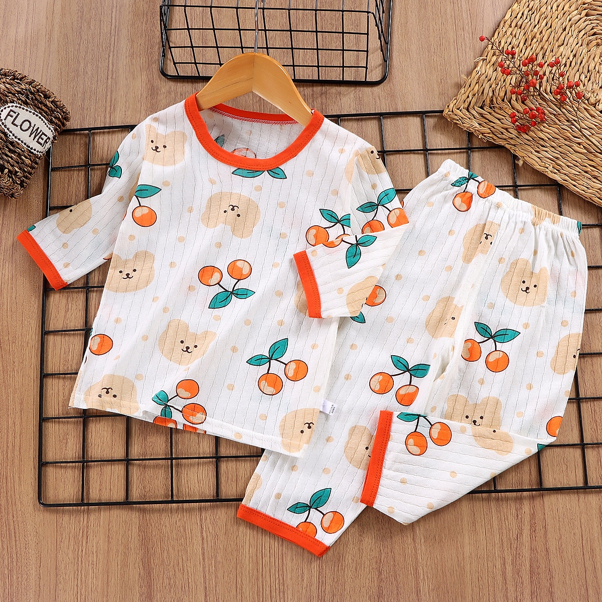 Conjuntos de pijama de 2 piezas para niños, manga 3/4, manga 3/4, manga tres cuartos, diseño de oso cereza, manga tres cuartos, conejo morado, dibujos animados, cuello redondo, verano, primavera, uso diario, hogar, 3-7 años 2025 - $11.99 –P9