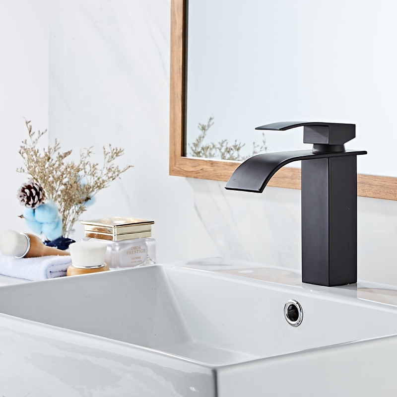 Rubinetto Miscelatore Lavabo Bagno A Cascata Alto Corto, Lavabo Monocomando Rubinetti Lavabo Monocomando, Bagno Con Tubo Flessibile Caldo E Freddo Vaso Monoblocco Acqua Rubinetto In Ottone Montaggio A Bordo Nero Dorato del 2025 a $80.99 –P4
