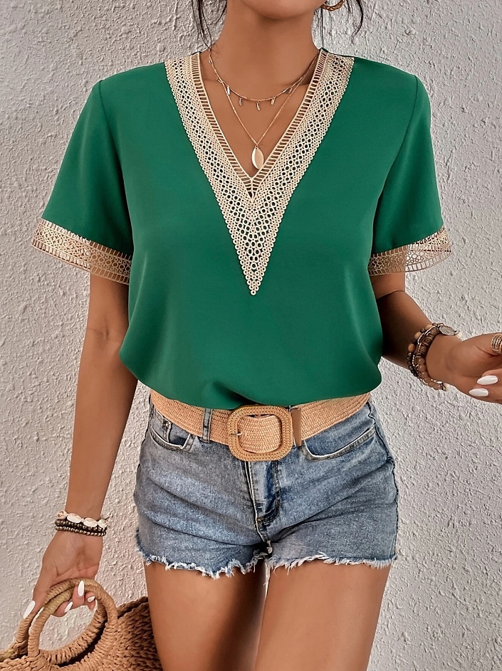 Damen Weiße Elegante Spitzen Tops Loch Bluse T-Shirt Burgunder Tee Schlichte Reguläre Tops Kurze Ärmel V-Ausschnitt Reguläre Passform Täglich Wochenende Romantische Petite Tops Sommer Urlaub Trag 2025 - $16.99 –P8