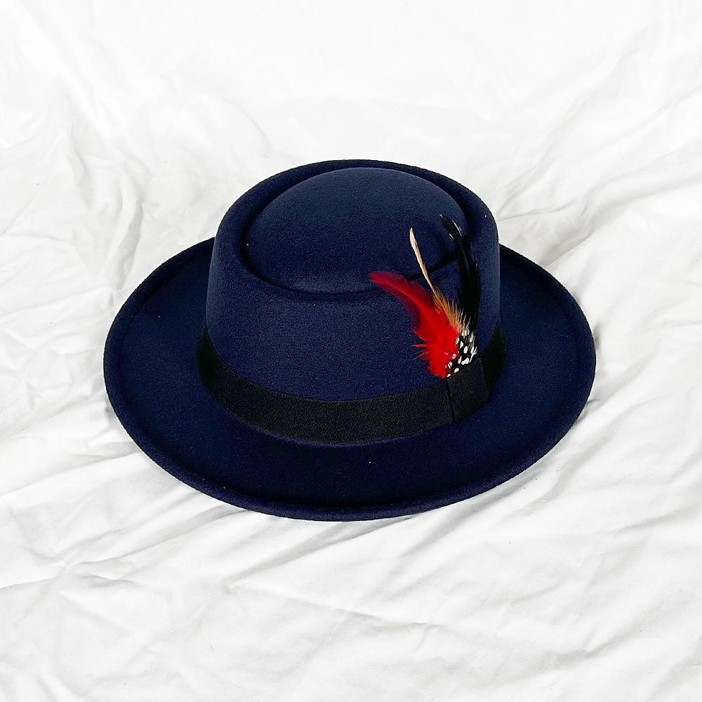 hattar Ull / Akryl Fedorahatt Formell Bröllop cocktail Royal Astcot Enkel Retro Med Fjäder Ren Färg Hårbonad Huvudbonader 2025 - $9.99 –P8