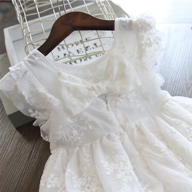 Robe de Demoiselle d'Honneur Fille Fille Robe Robe de princesse Robe de fête Ecole Formel Mariage Elégant Décontractées Imprimer Garniture en dentelle Couleur Pleine Sans Manches Col Ras du Cou de 2025 ? $34.99 –P3