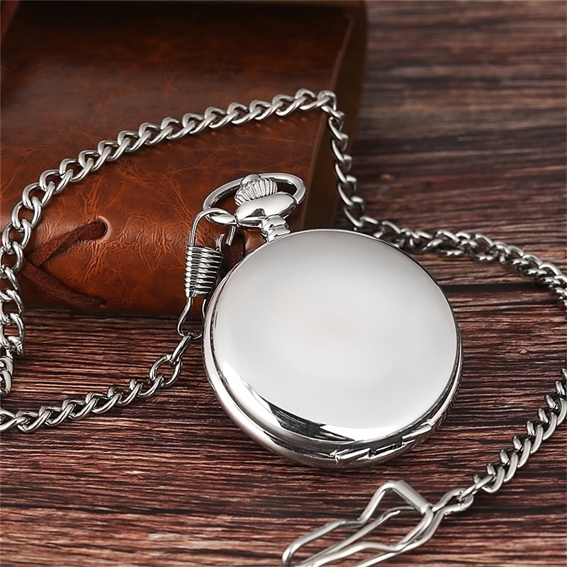 Orologio da Tasca Vintage per Uomo con Catena Orologio Rotondo Semplice e Squisito Orologio a Pendente Regalo per Uomini e Donne del 2025 a $15.99 –P5