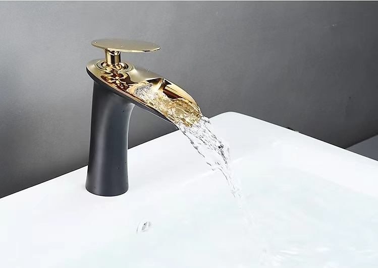 rubinetto miscelatore lavabo bagno a cascata, rubinetti monocomando per lavabo monocomando con tubo flessibile acqua calda e fredda rubinetto monoblocco in ottone per vasca da incasso del 2025 a $113.99 –P18