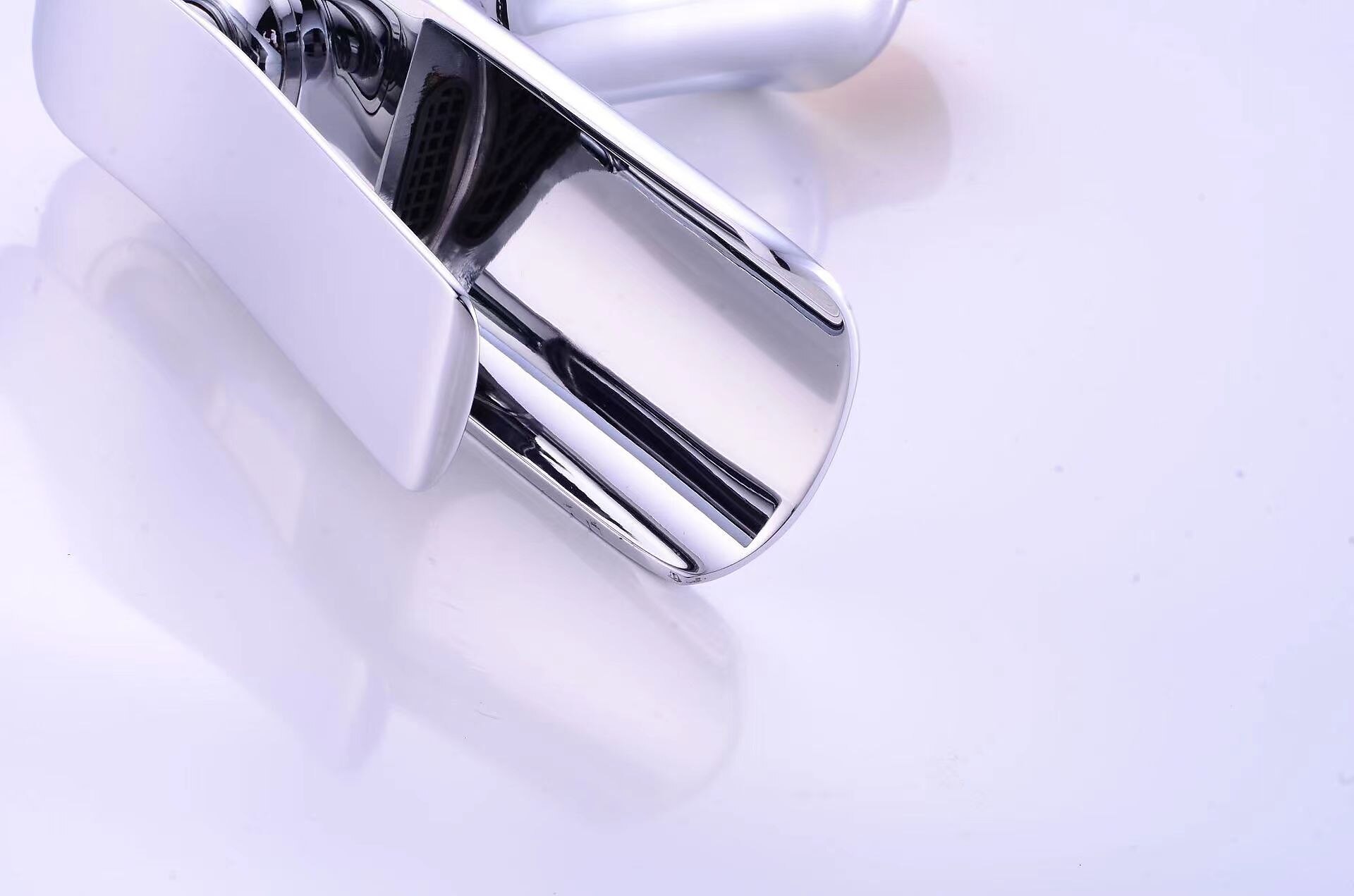 Waterfall Bathroom Sink Mixer Faucet 4.7" Spout, Mono Wash Basin Single Handle Basin Taps Washroom with Hot and Cold Hose, Monobloc Vessel Water Brass Tap Deck Mounted 2025 - $89.99 –P5