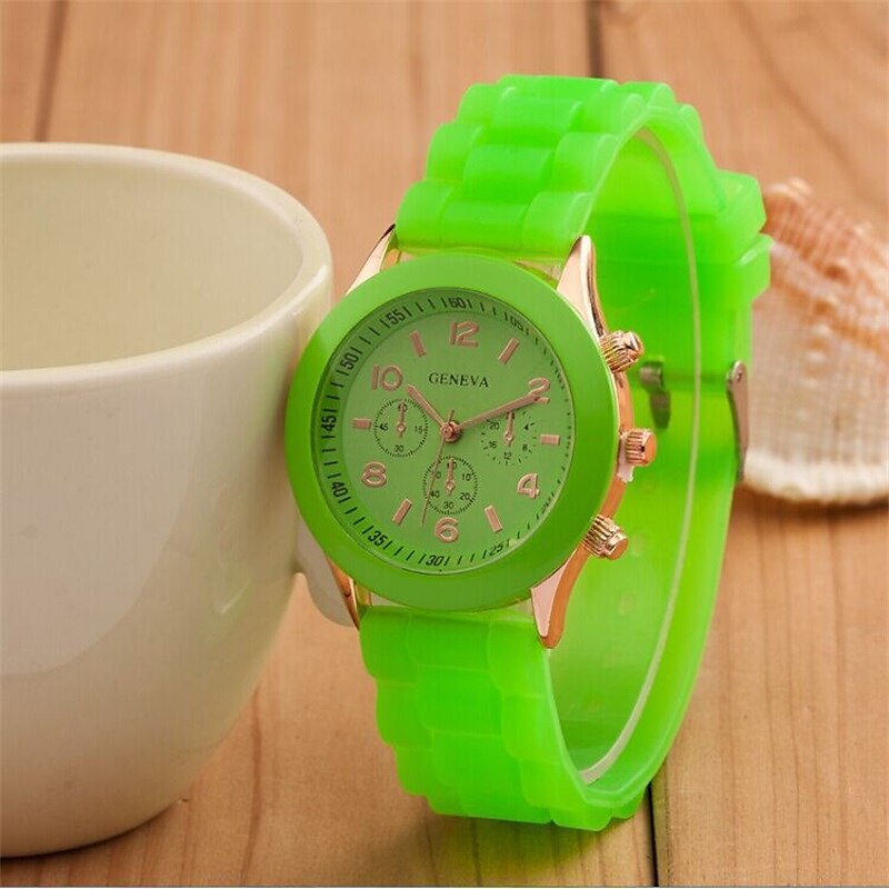 Reloj de cuarzo de moda para mujer, reloj minimalista de tendencia para estudiantes, relojes de silicona de gelatina, regalos para niñas, reloj femenino 2025 - $11.99 –P5
