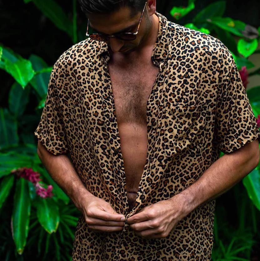Herren Tier Leopard Hemd Hawaiihemd Sommerhemd Aloha-Shirt Kurze Ärmel Hemd Umlegekragen Tropisch Modisch Hawaiianisch Outdoor Strasse Hawaiianisch Schwarz Braun Grün S M L 2025 - $24.99 –P5