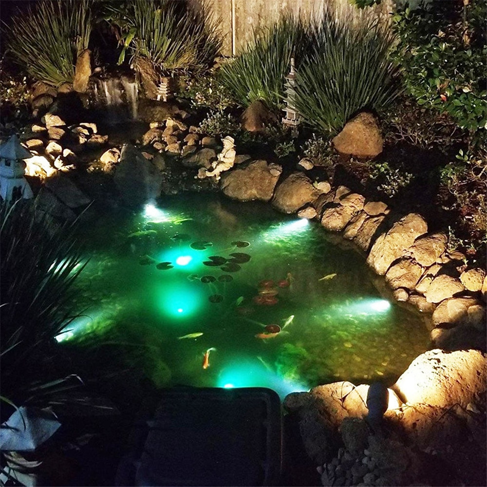 Lampe solaire à LED - Projecteur d'extérieur à changement de couleur RVB, lampe solaire étanche IP68 pour l'aménagement paysager du jardin de 2025 ? $28.99 –P1