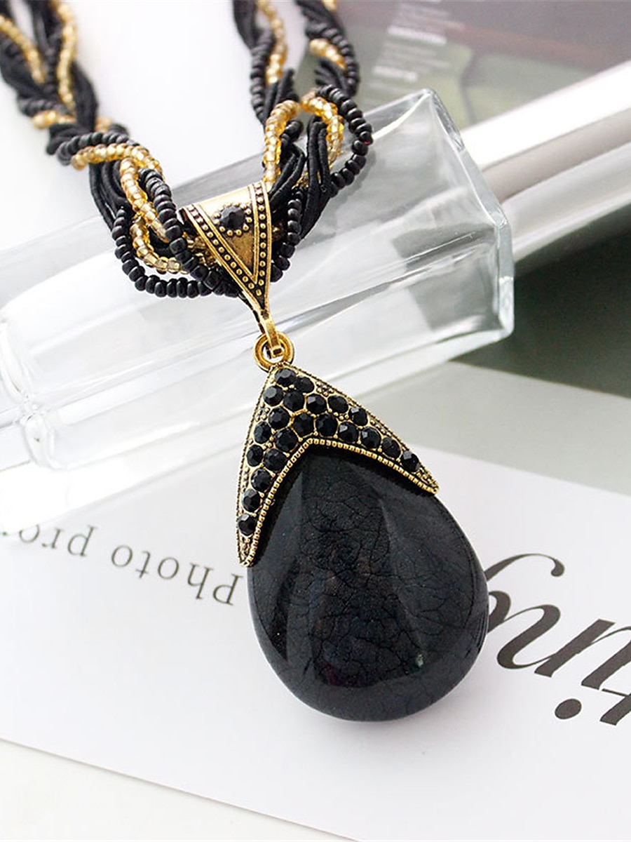 Femme Colliers Archaïsant Extérieur Géométrie Collier de 2025 ? $15.99 –P11