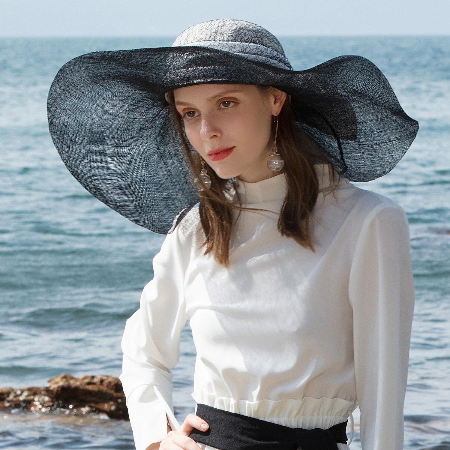 hüte kopfschmuck sinamay melone / cloche hut sonnenhut sinamay hut strand damentag elegant britisch mit schleife spleißen kopfschmuck kopfbedeckung abschluss 2025 - $81.99 –P12