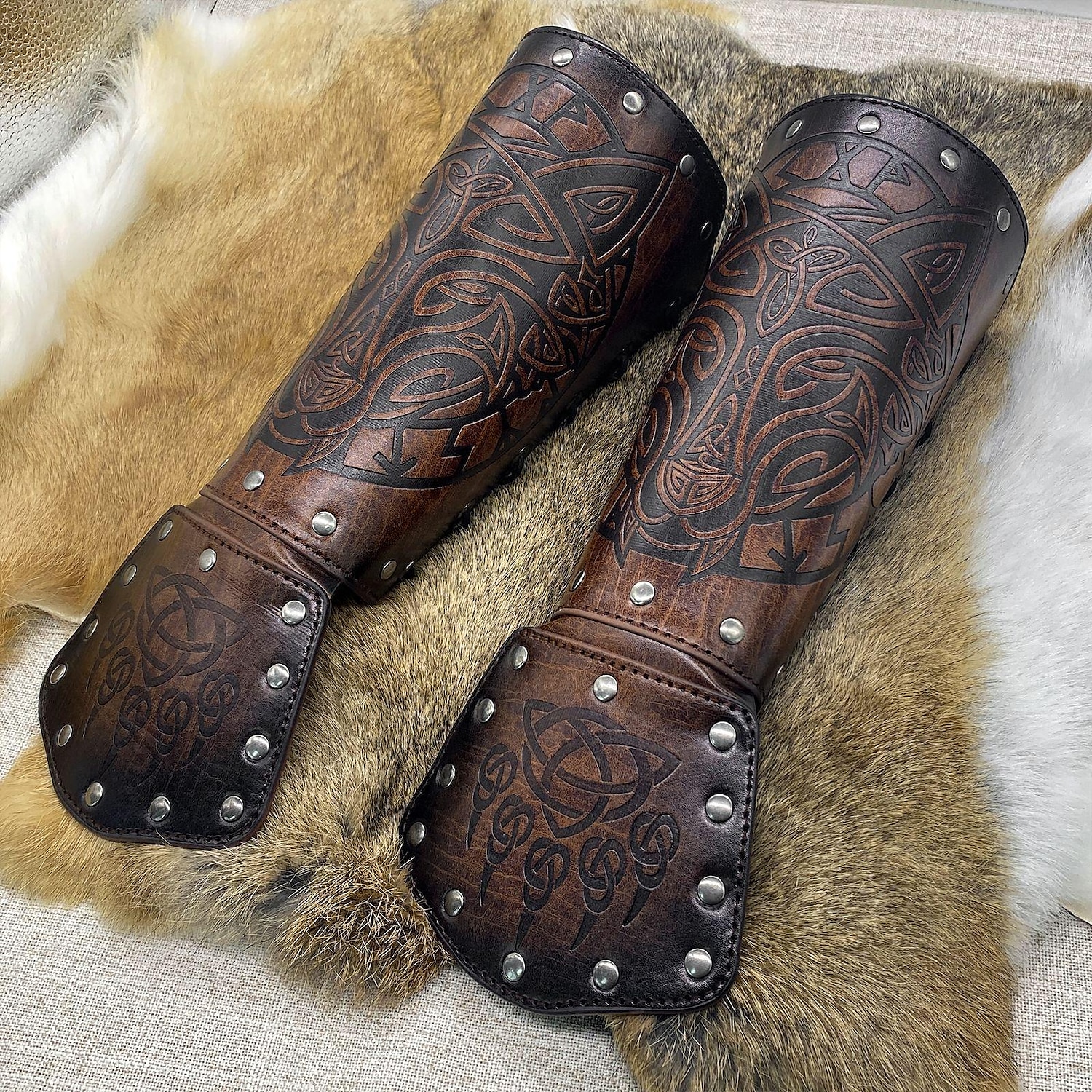 Vintage Punk e gótico Medieval Traje Cosplay Armas e Armaduras Pulseira Guerreiro Cavalheiro Viking Tiro com arco Homens Viking Dia Das Bruxas Baile de Máscaras Espetáculo Palco feira renascentista de 2025 por $23.99 –P8