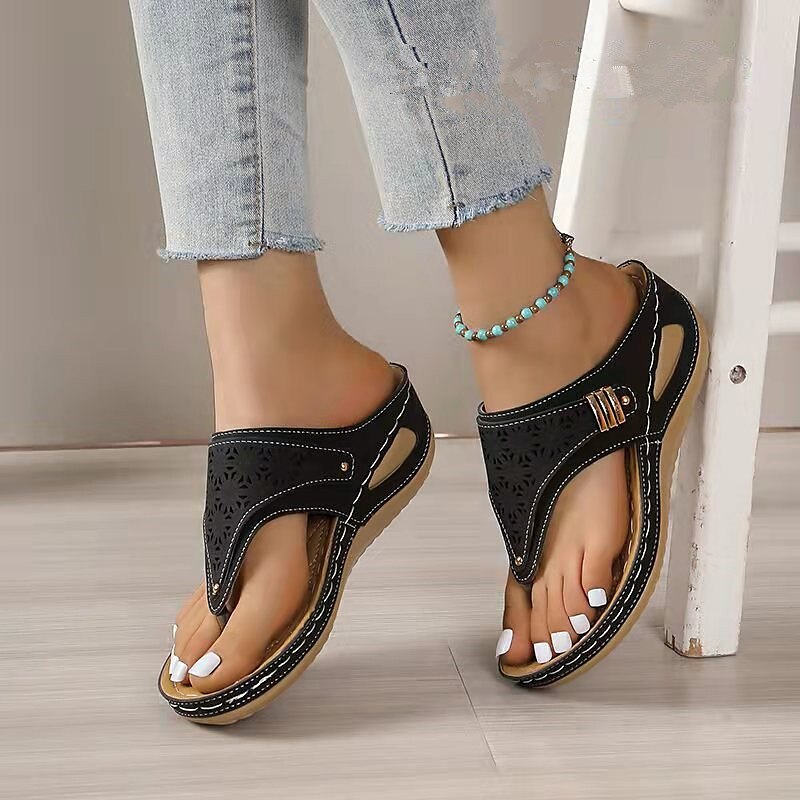 Női Szandálok Papucsok Boho Ék sarok Extra méret Szabadtéri Tengerpart Tömör szín Nyár Kivágott Ék sarkú Elegáns Alkalmi minimalizmus Műbőr Papucs Fekete Világosbarna Sötétkék 2025 - $24.99 -P7