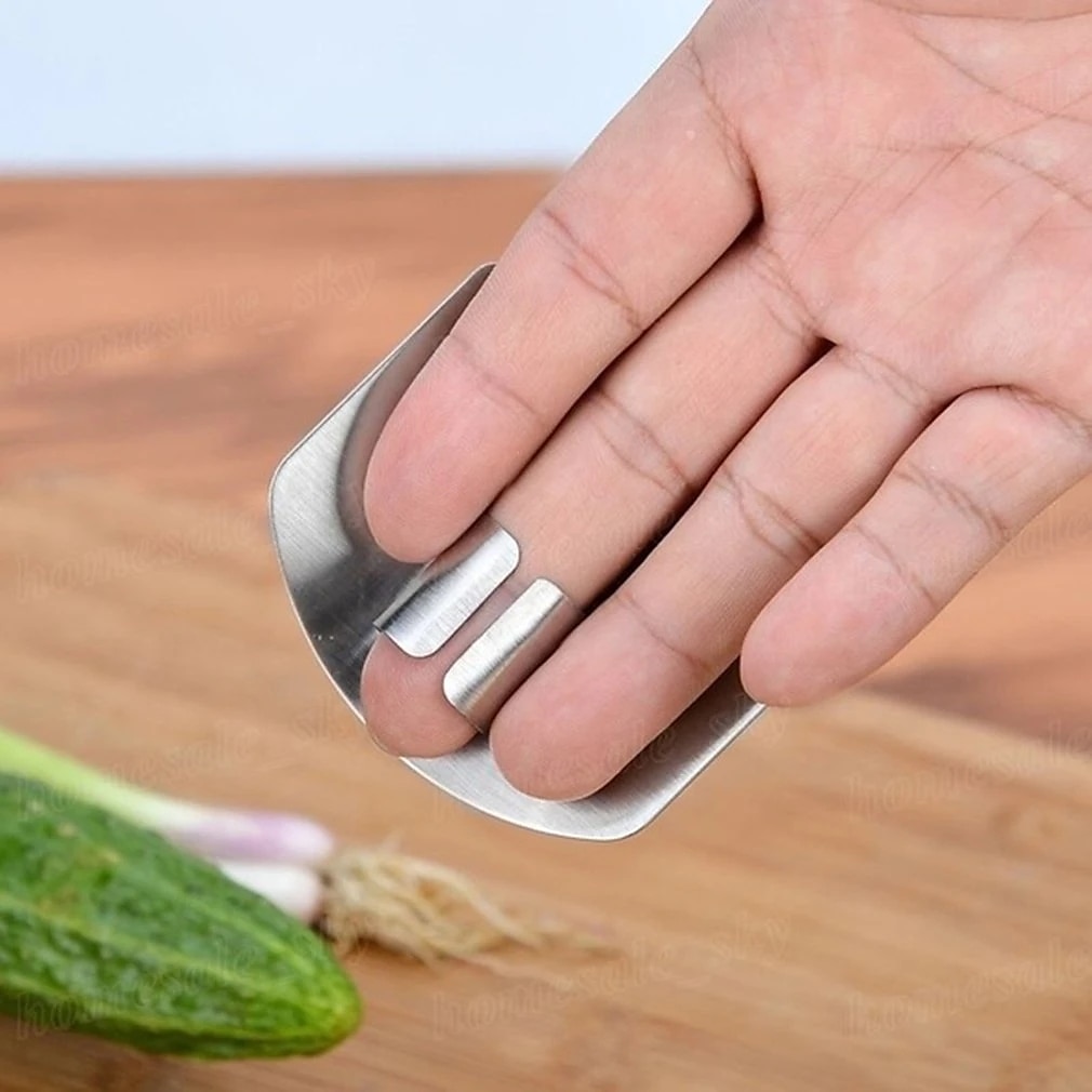 Stainless Steel Finger Protector Hand-Guard for Cutting Vegetables