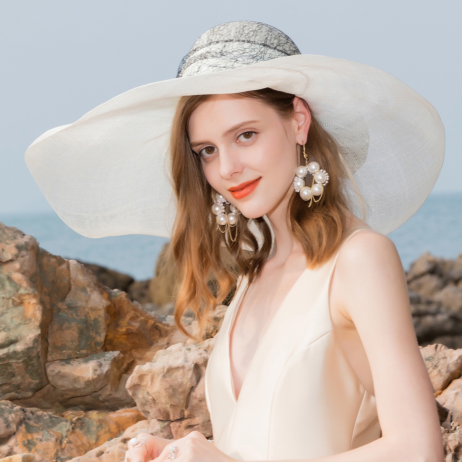 hüte kopfschmuck sinamay melone / cloche hut sonnenhut sinamay hut strand damentag elegant britisch mit schleife spleißen kopfschmuck kopfbedeckung abschluss 2025 - $81.99 –P8