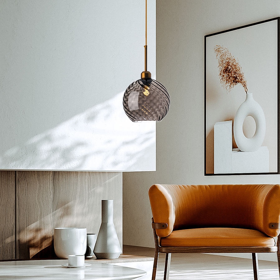 Lampes suspendues à LED îlot de cuisine en verre 10 "éclairage en verre soufflé à la main luminaires d'entrée de foyer de ferme moderne globe suspendu au plafond sur la table ambre/gris fumé 110-240v de 2025 ? $135.99 –P16