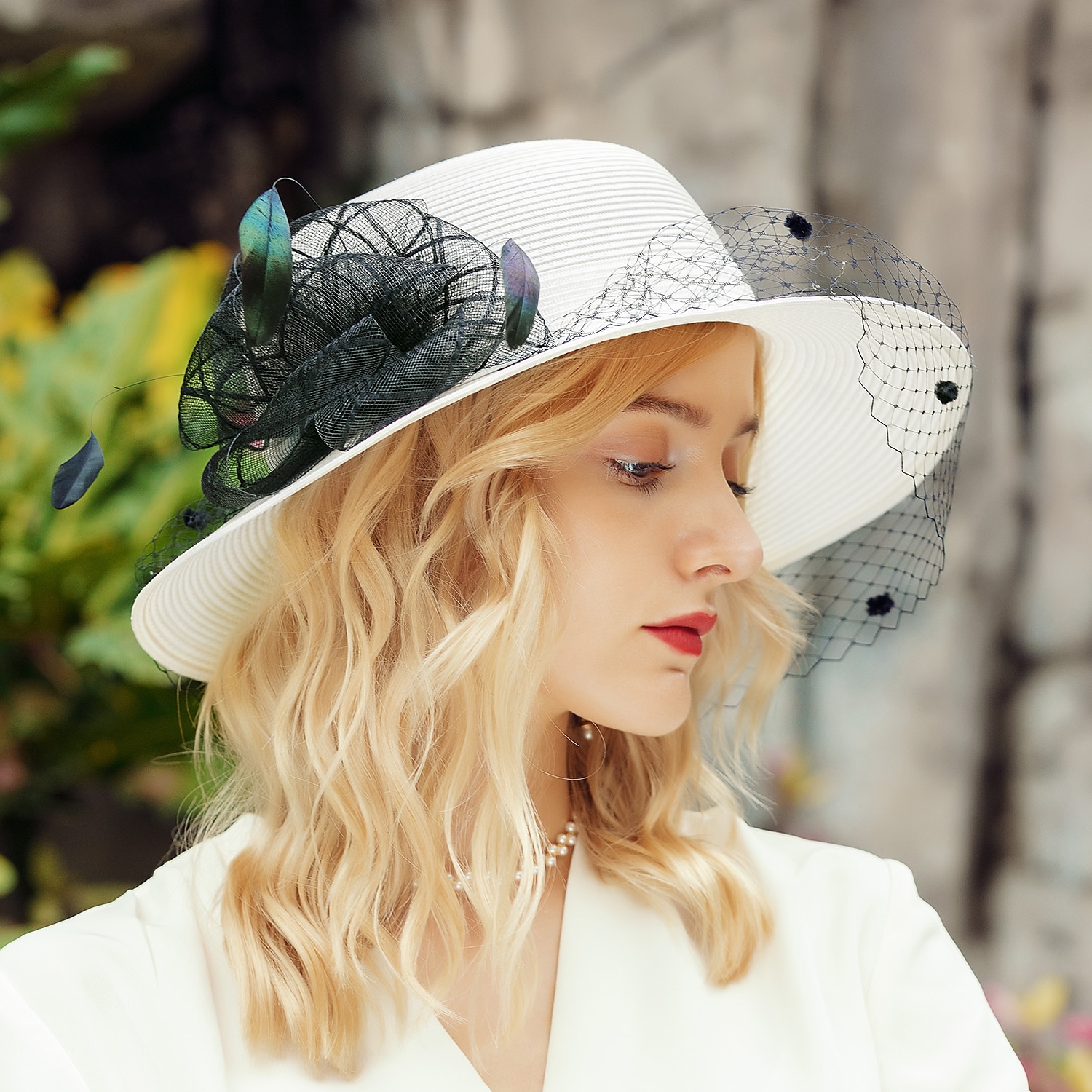 čepice polyesterové vlákno buřinka / cloche klobouk kbelík klobouk slaměný klobouk svatební čajový dýchánek elegantní svatba s peřím krajka boční pokrývka hlavy pokrývka hlavy 2025 - $37.99 –P7