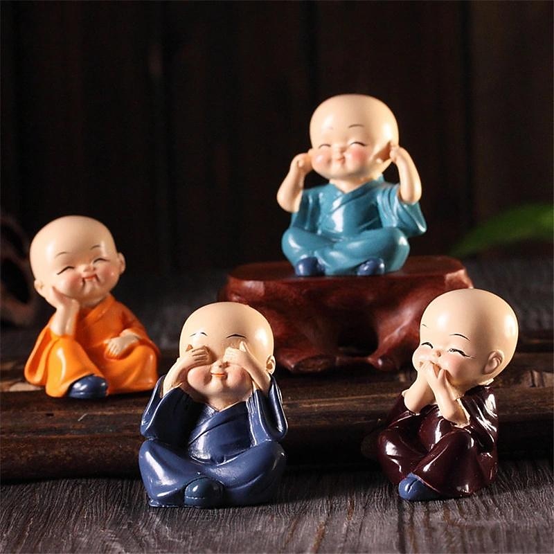 creativi 4 piccoli ornamenti in resina monaco, artigianato decorazione desktop del 2025 a $9.49 –P1