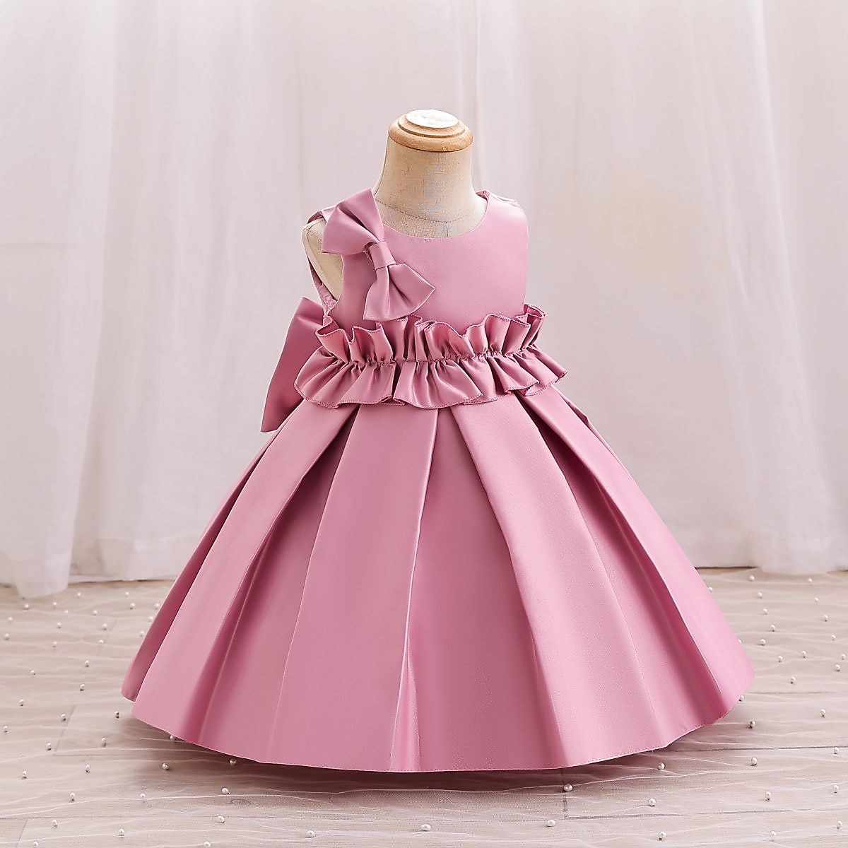 Batole Dívčí Šaty na párty Pevná barva Bez rukávů Výkon Svatební Kravatový uzel Roztomilý Princeznovské Polyester Midi Šaty na párty Léto Jaro 3-7 let Světlá růžová Rubínově červená Trávová zelená 2025 - $34.99 –P2