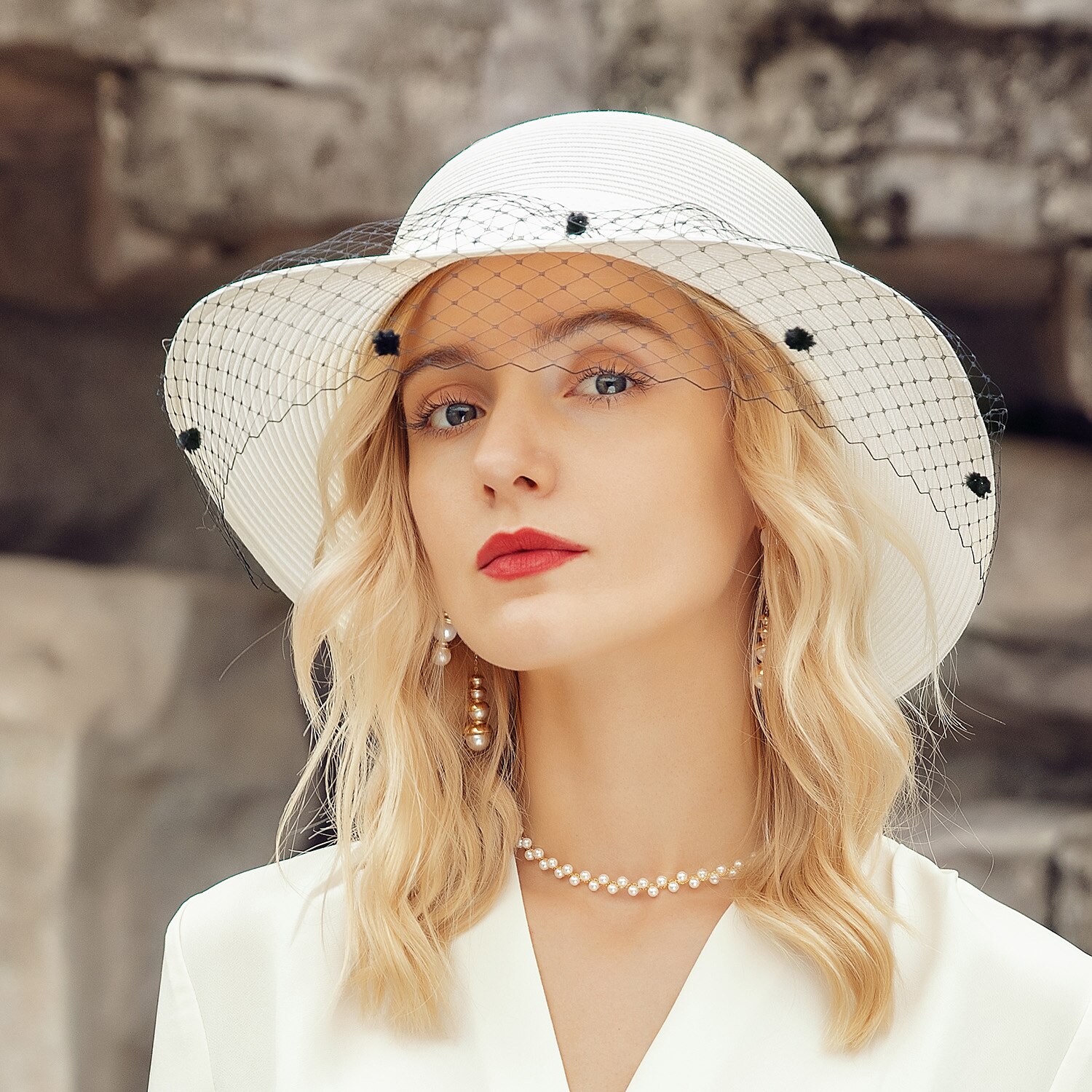 čepice polyesterové vlákno buřinka / cloche klobouk kbelík klobouk slaměný klobouk svatební čajový dýchánek elegantní svatba s peřím krajka boční pokrývka hlavy pokrývka hlavy 2025 - $37.99 –P3