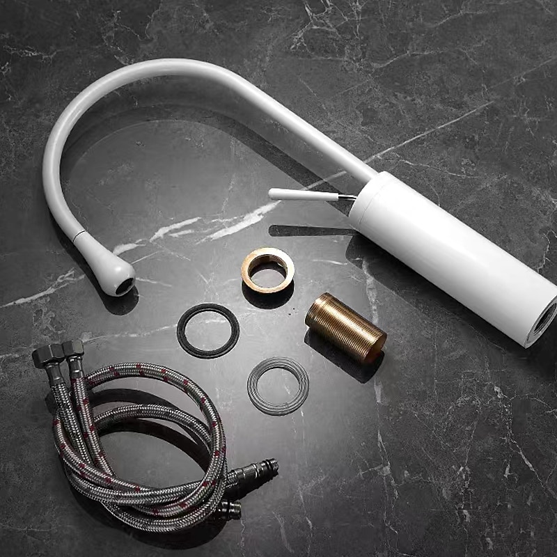 2026年 バスルームのシンクの蛇口 - 回転可 / クラシック / センターセットタイプ 電気メッキ / 塗装仕上げ デッキマウント シングルハンドルつの穴Bath Taps  コレクション – $129.99 –P20