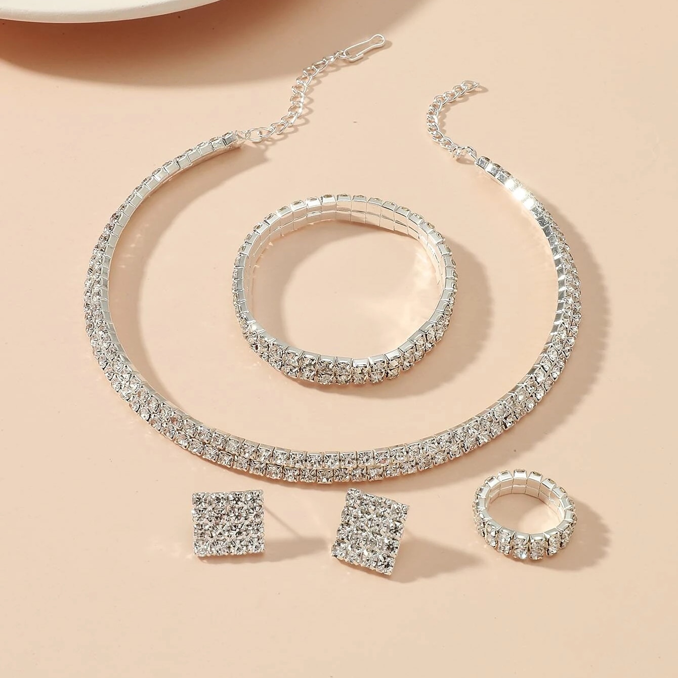 Bruidssieradensets 1 set Legering 1 Ketting 1 Armband 1 Ring Oorbellen Dames Modieus Gepersonaliseerde Stijlvol Klassiek Kostbaar Gezegend Geometrische vorm Sieraden set Voor Bruiloft Speciale 2025 - $15.99 –P2