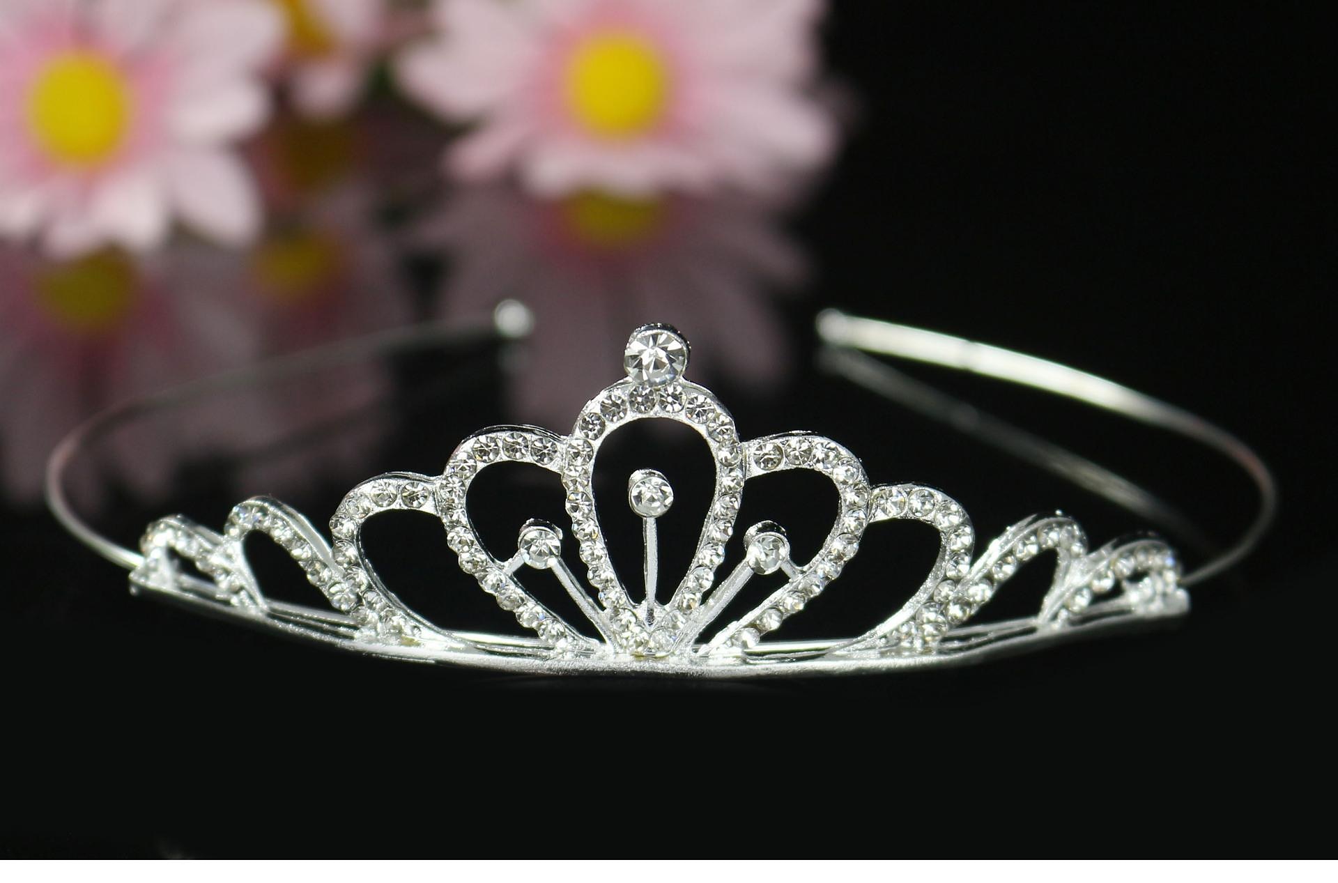 Καλύμματα Κεφαλής Μέτωπο στέμμα Κορώνα Πριγκίπισσα Λολίτα Πλαστική ύλη Κράμα Για Πριγκίπισσα Έλσα Άννα Μεταμφίεση Απόκριες Κοριτσίστικα Κοστούμια Κοσμήματα Κοσμήματα μόδας 2026 - $13.99 –P7