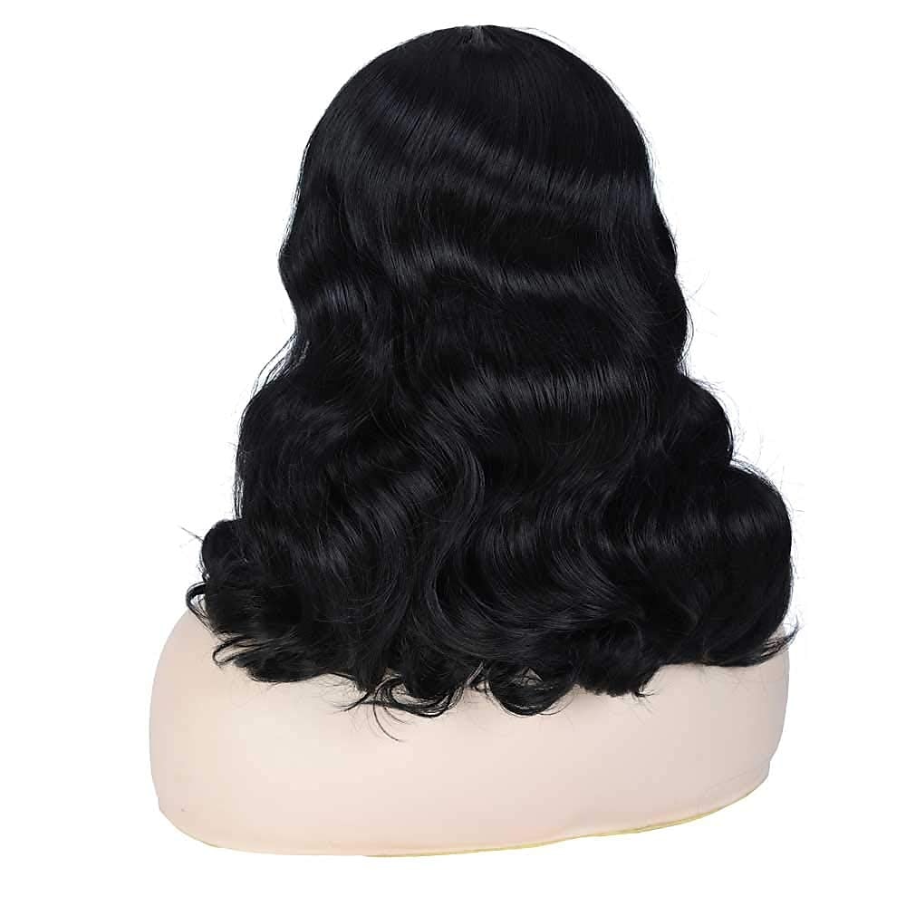 Perruques vintage pour femmes courte perruque noire avec franges mi-longue résistante à la chaleur perruques bouclées courtes pour cosplay et usage quotidien perruques Halloween de 2025 ? $19.99 –P6