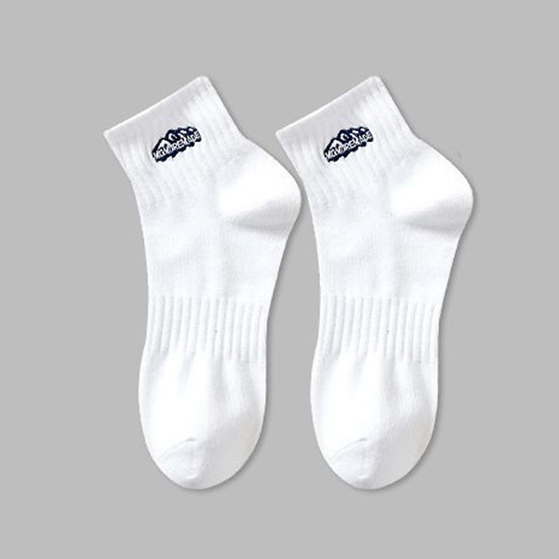 Homme 2 paires Chaussette Chaussettes de Course Noir Blanche Couleur Plein Casual du quotidien Basique Moyen Quatre saisons Mode Respirable de 2025 ? €1.99 –P5