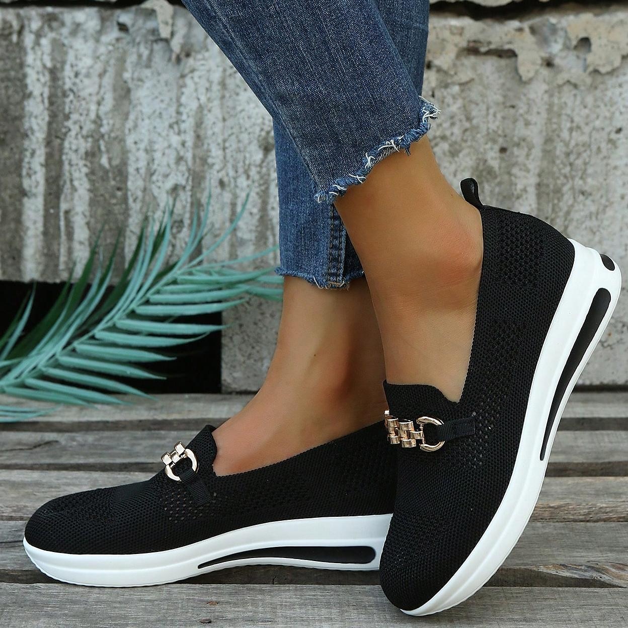 Dame Treningssko Slip-Ons Store størrelser Hevende Sko Flyknit sko Daglig Vandring Helfarge Rhinsten Spenne Flat hæl Kile Hæl Rund Tå Fritid Komfort minimalisme Flying Weaving Tøfler Svart Mørkeblå 2025 - $24.99 –P3