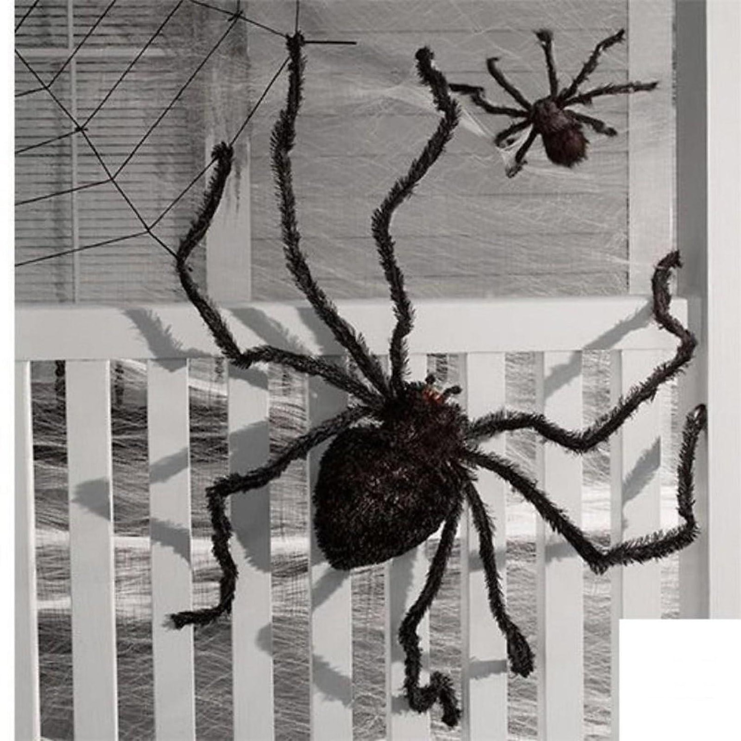 ragno decorativo di Halloween, decorazioni di ragno di Halloween all'aperto, ragno nero morbido e peloso spaventoso, realistico, grande ragno di scena per la casa, il cortile, la decorazione di Halloween inquietante per le feste del 2025 a $9.49 –P6