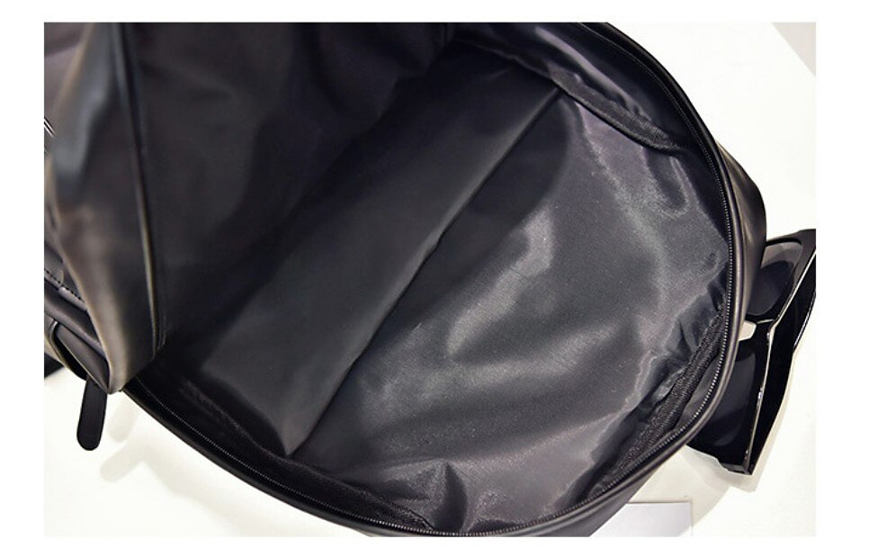 Sac à dos en similicuir noir pour homme avec poche avant zippée – Sac élégant et imperméable pour ordinateur portable, idéal pour le travail, l'université ou les déplacements quotidiens de 2025 ? $26.99 –P7
