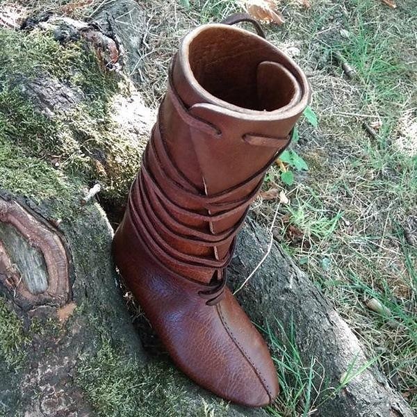 Medeltida kostymer Renässans Skor Platta jazzstövlar Pirat Krigare Riddare Viking Korsfarare Maskeradkläder Herr Unisex Keltiskt Pirat Halloween Maskerad Prestanda Fest / afton LARP Vuxna Skor 2026 - $93.99 –P5