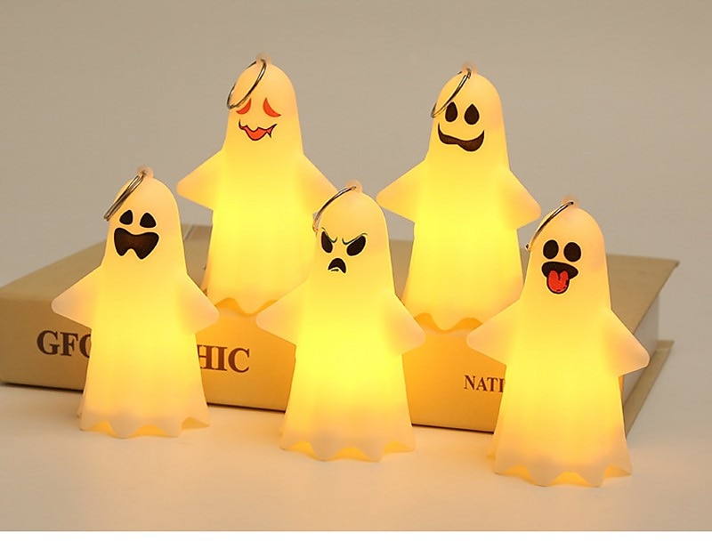 2025年 ハロウィーンの照明付きゴーストランプ、光る装飾 LED ハロウィーン電子小道具、小さなゴーストパーティーペンダントキャンドル、ハロウィーン装飾ゴーストランプ、デスクトップ装飾、ゴーストパーティー小道具ペンダント  コレクション – $4.99 –P19