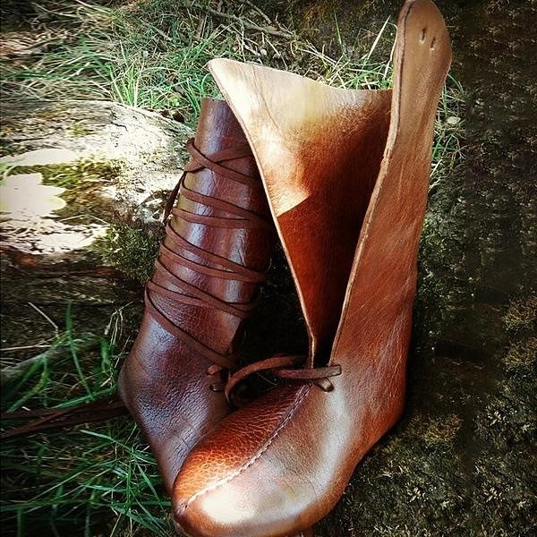 Medeltida kostymer Renässans Skor Platta jazzstövlar Pirat Krigare Riddare Viking Korsfarare Maskeradkläder Herr Unisex Keltiskt Pirat Halloween Maskerad Prestanda Fest / afton LARP Vuxna Skor 2026 - $93.99 –P2