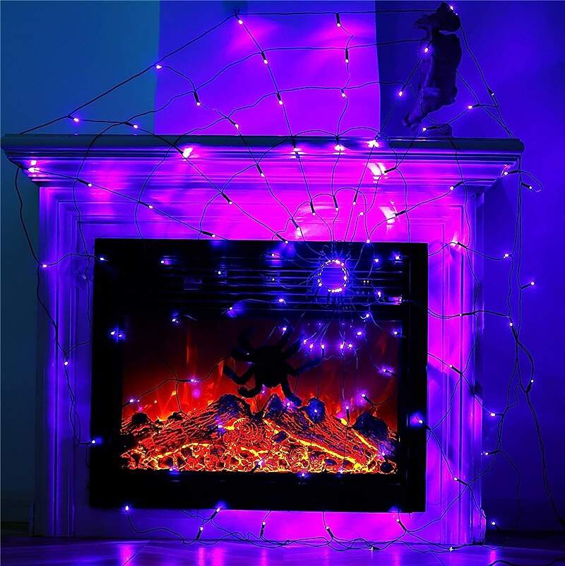 Luzes de teia de aranha de Halloween 60 LED com aranha preta à prova d'água luzes de rede roxas controle remoto alimentado por USB 8 modos teia de aranha para decoração de quintal de festa iluminação de 2025 por $23.99 –P10