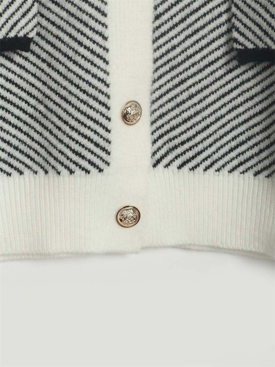 Women's Cardigan Sweater V Neck Ribbed Knit Acrylic Polyester Button Print Summer Fall Long Outdoor Daily Going out Stylish Casual Soft Long Sleeve Striped White Camel Light Blue One-Size 2023 - US $43.99 –P4
