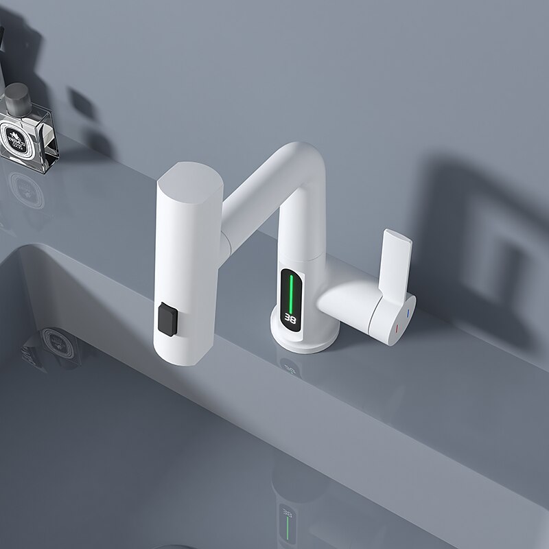 Vaskekran for baderom - Roterbar / Trekk ut / LED galvanisert / Malte overflater Centersat Enkelt Håndtak Et HullBath Taps 2025 - $145.99 –P2