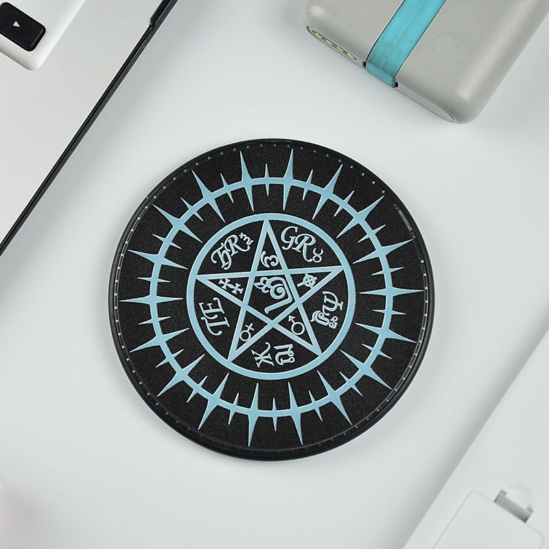 New Super Fast Charger 30W/20W/15W/10W Qi Wireless Fast Charger Glowing Magic Array Qi Wireless Charger Charging Pad for iPhone iPhone12 iphone 11 Samsung S20 Note20 Huawei Xiaomi 2025 - $15.99 –P17