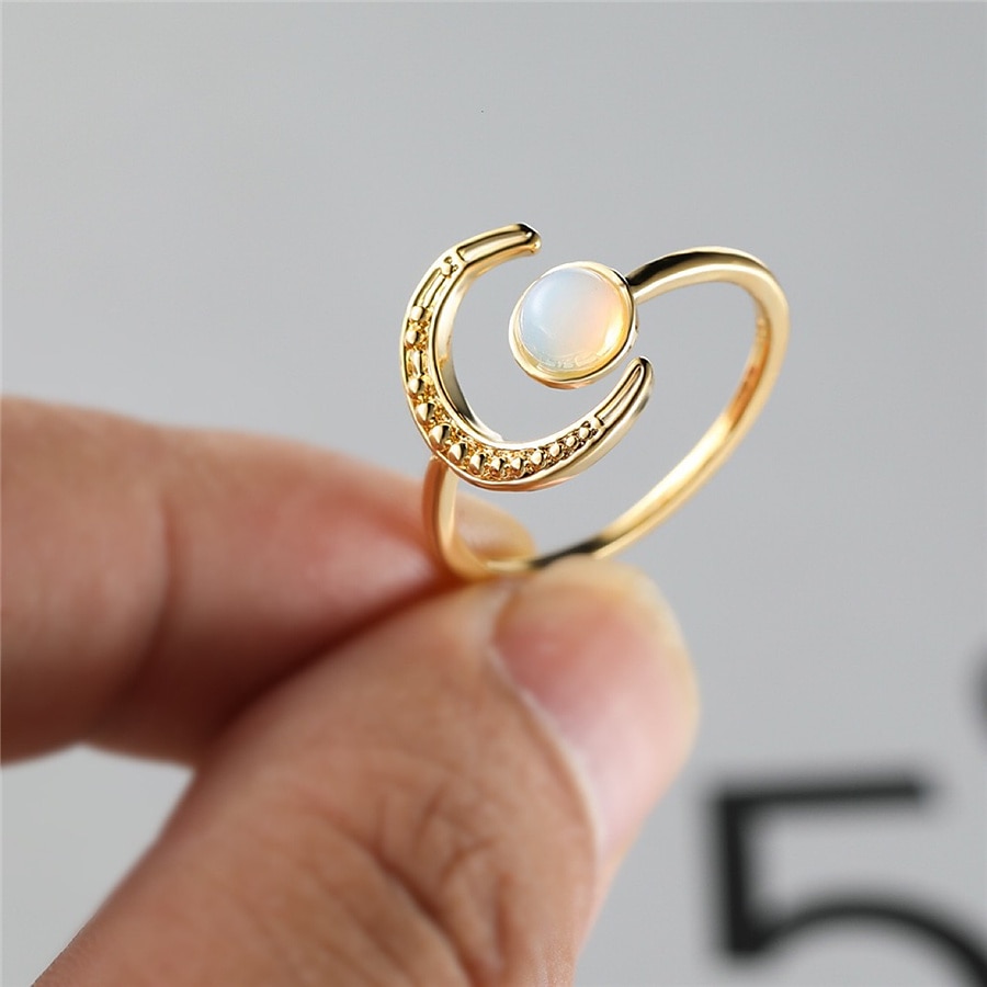 1 anillo de apertura ajustable para mujer de aleación retro moon daily. 2025 - $8.49 –P9