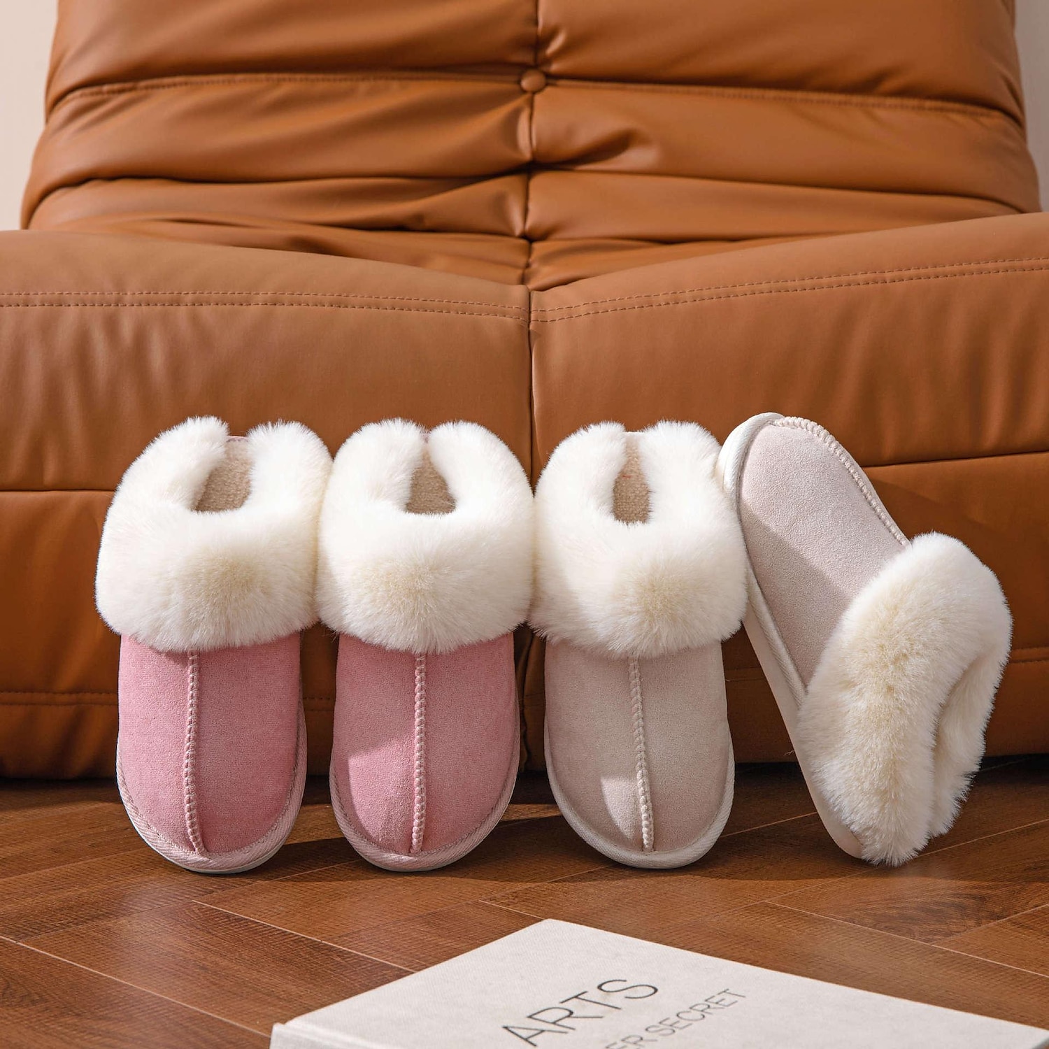 pantoufles confortables doublées de polaire pour femmes avec col en fausse fourrure - chaussures d'intérieur chaudes pour l'hiver en rose et gris de 2025 ? $19.99 –P11
