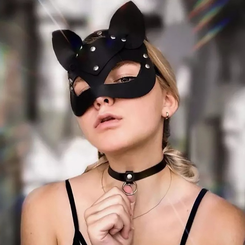femminile sexy mezza faccia volpe gioco di ruolo maschera di pelle di gatto rivetto collare punk halloween festa trucco palla fantasia maschera pelle dell'unità di elaborazione maschera di volpe del 2025 a $10.99 –P7