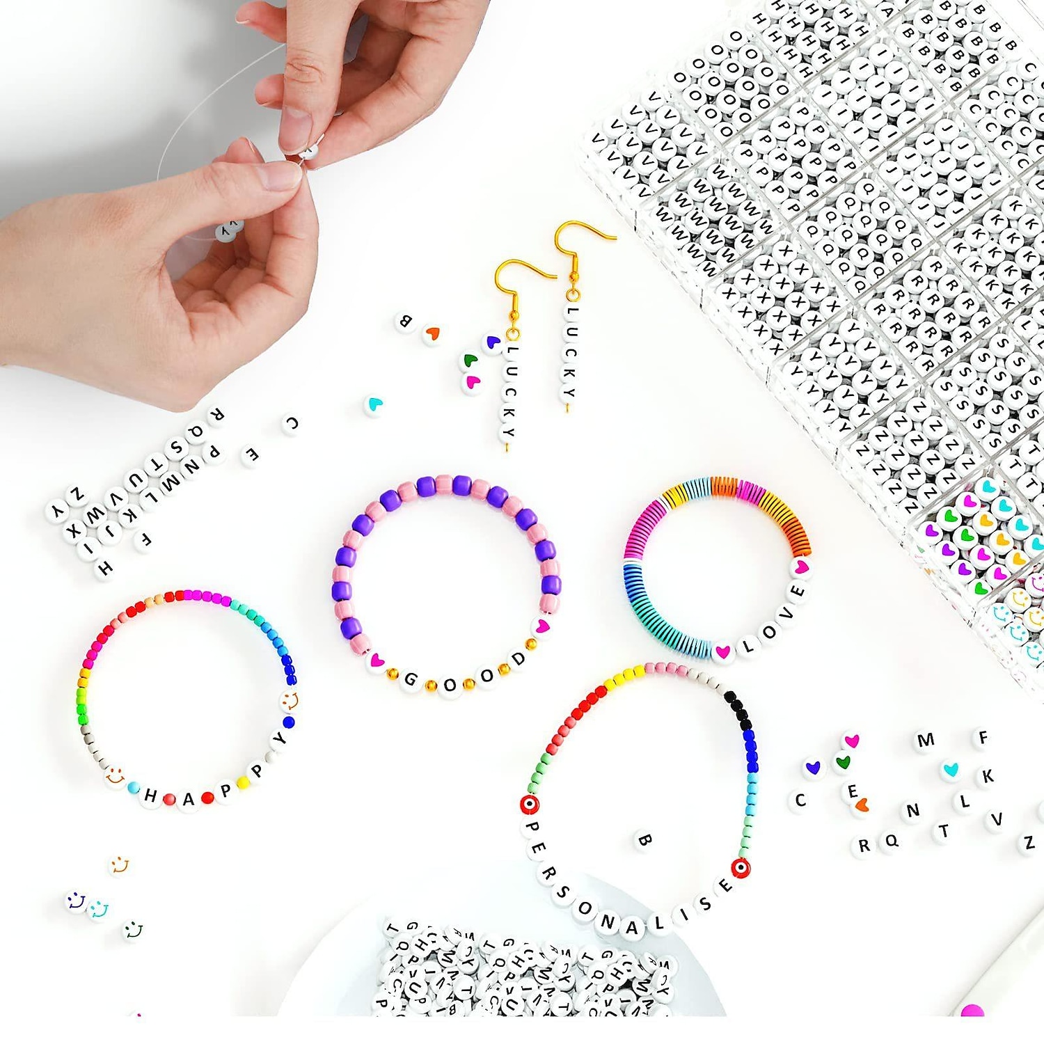 1400pcs perline di argilla kit di perline lettera, 4x7 mm perline alfabeto acrilico bianco perline lettera per gioielli che fanno perline numero perline cuore perline braccialetto di amicizia creazione di perline del 2025 a $15.49 –P4
