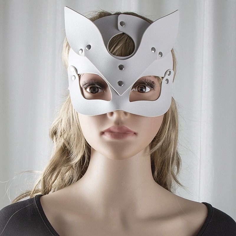 femminile sexy mezza faccia volpe gioco di ruolo maschera di pelle di gatto rivetto collare punk halloween festa trucco palla fantasia maschera pelle dell'unità di elaborazione maschera di volpe del 2025 a $10.99 –P8