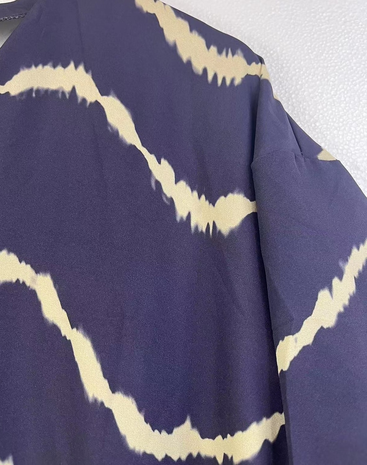 kvinners geometriske stripe knapp splitt v-hals maxi lang kjole daglig ferie langermet sommer våren 2025 - $51.99 –P18