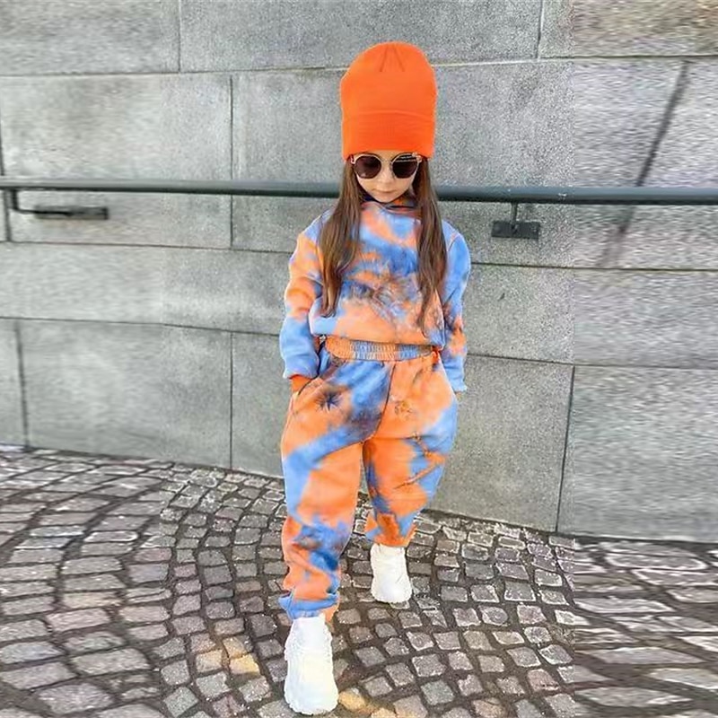 2 Stück kinderkleidung Mädchen Batik Tasche Set aus Kapuzenpullover und Jogginghose einstellen Langarm Aktiv Ausbildung 3-7 Jahre Herbst Rote Orange 2025 - $29.99 –P5