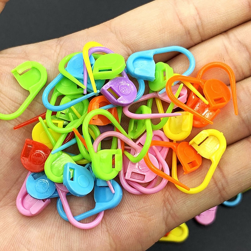 100 stk fargerike plast strikkeverktøy mini harpiks klips pinner låse sting markører hekle nål klips kroker for genser 2025 - $6.49 –P4