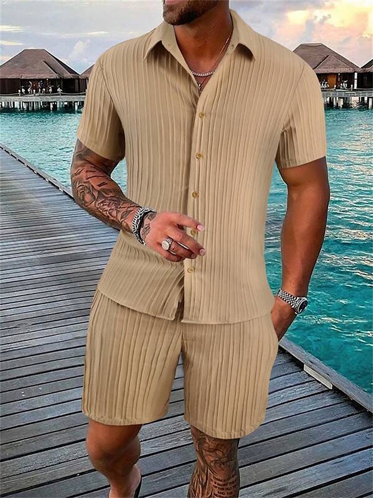 Per uomo Due pezzi Camicia Estiva Set abbinati Abbigliamento da spiaggia Camicia casual Camicia con Bottoni Nero Bianco Rosa Rosso Blu marino scuro Manica Corta Semplice Strisce / increspature Bavero del 2026 a $31.99 –P1