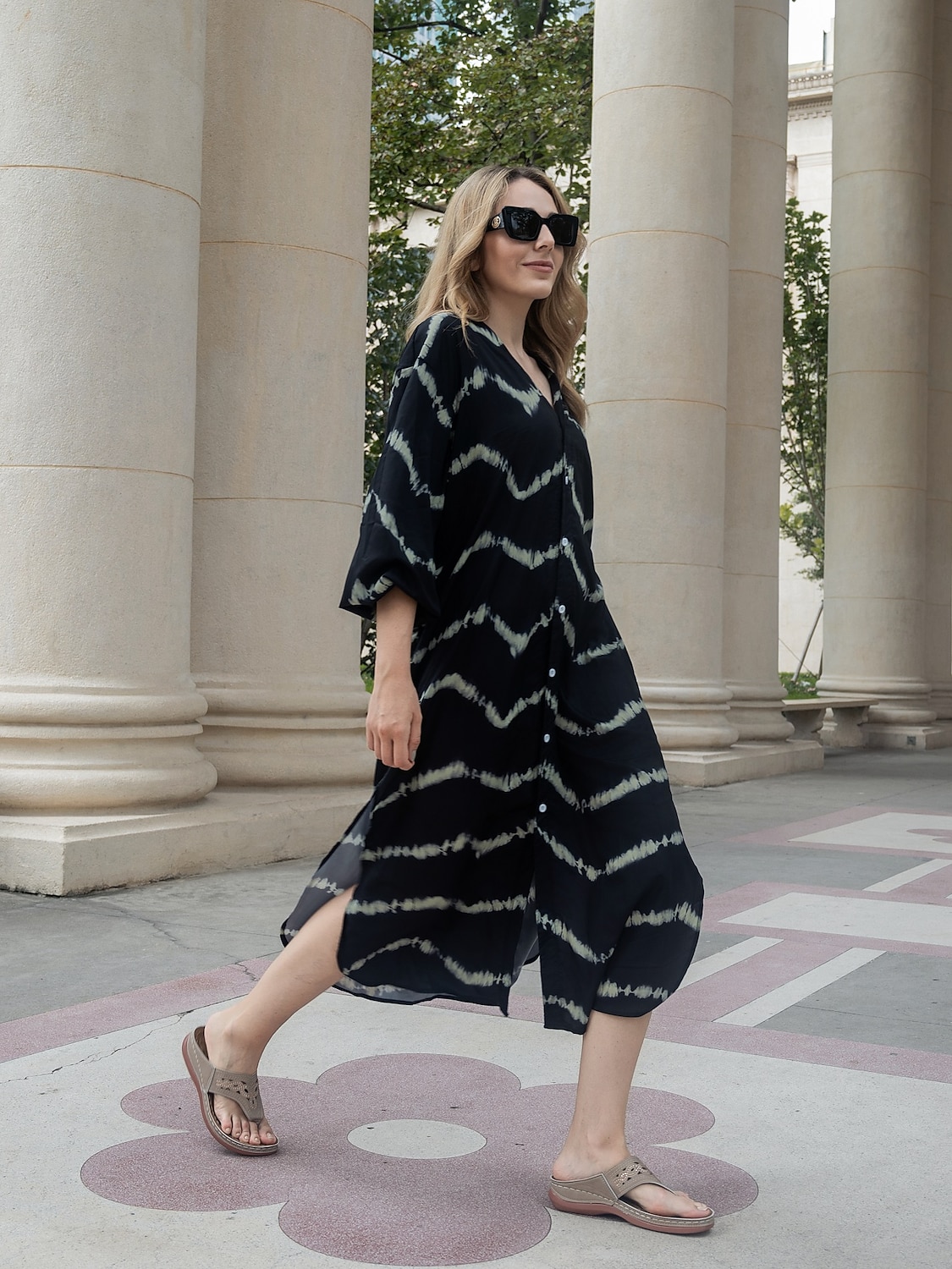 kvinners geometriske stripe knapp splitt v-hals maxi lang kjole daglig ferie langermet sommer våren 2025 - $51.99 –P5