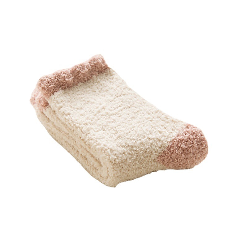 calzini in peluche a tubo centrale autunnali e invernali da donna in velluto corallo con calzini in asciugamano morbidi e ispessiti per dormire calzini caldi da uomo per calzini da notte del 2025 a $10.99 –P10