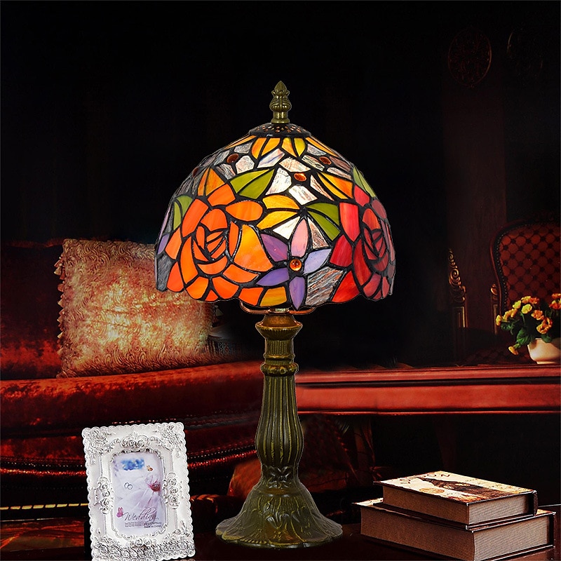 lampada da tavolo a led retro vintage barocco paralume in vetro mosaico colorato base di lusso e27 per comodino, camera da letto, scrivania del 2025 a $109.99 –P4