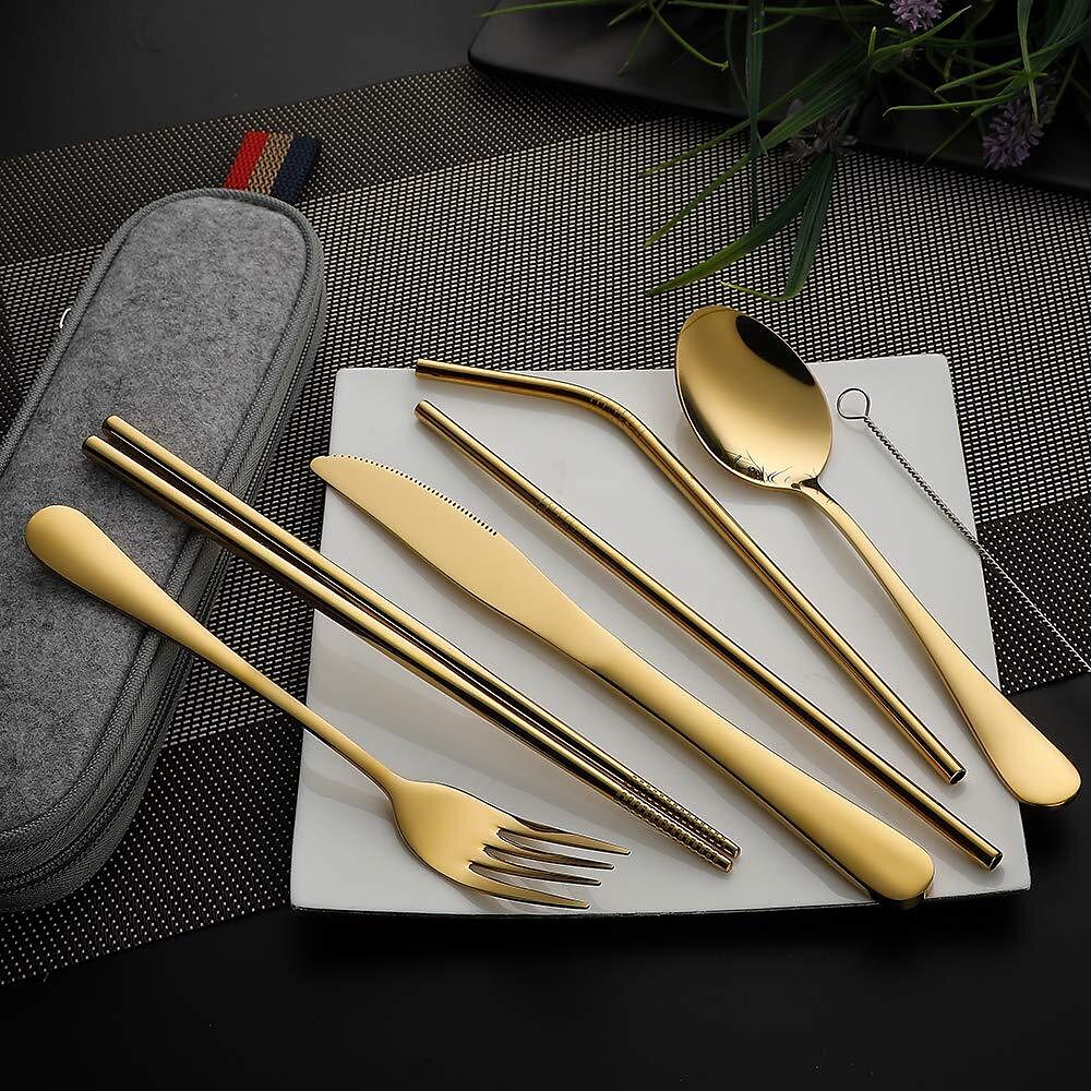 8 utensili portatili, set di posate da campeggio da viaggio in argenteria,  coltello, forchetta, cucchiaio, bacchette, spazzola per la pulizia,  cannucce, custodia portatile, set di posate in acciaio inossidabile del  2023 a $9.99